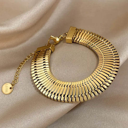 Vintage Gold Chunky Bracelet – Stainless Steel