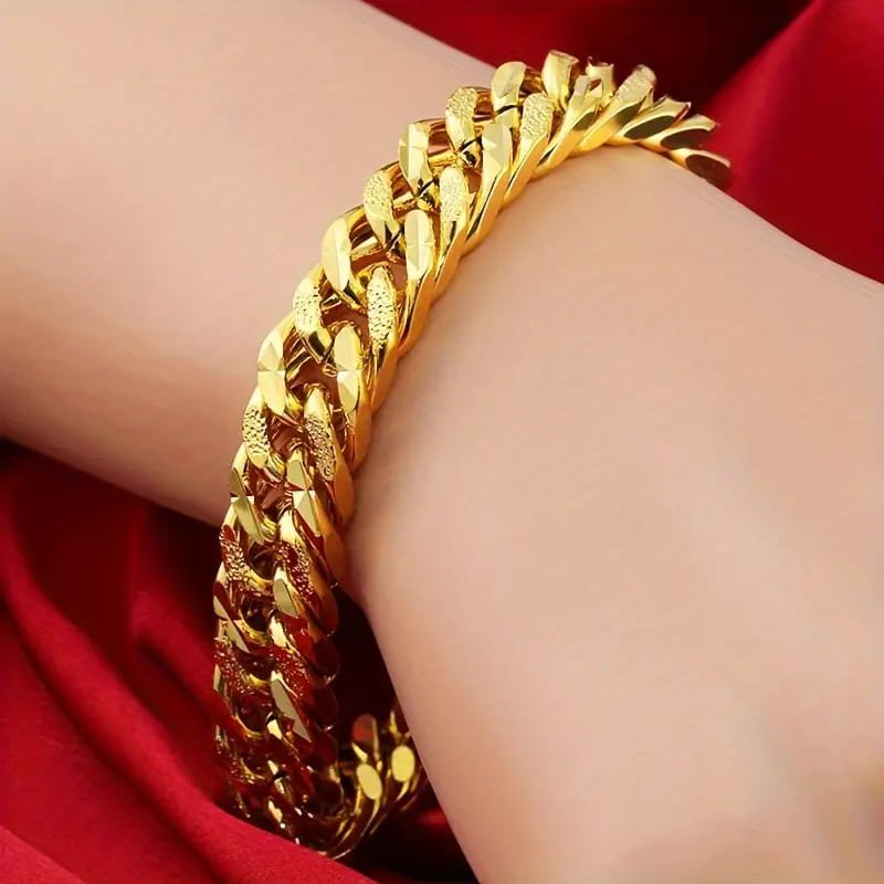 24K Gold Plated - Golden Luxe Twist Bracelet - Glamoria