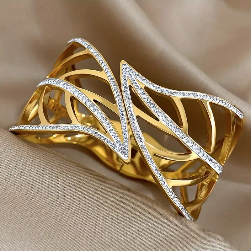 Golden Leaf Hinged Cuff – 14K Gold Plated Stainless Steel