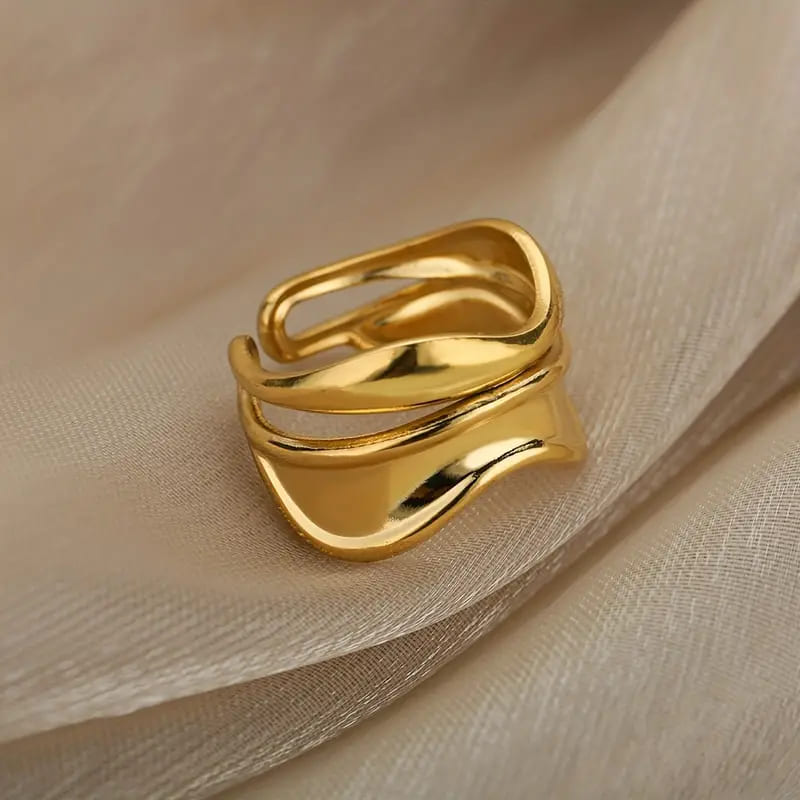 Sol Wave Ring