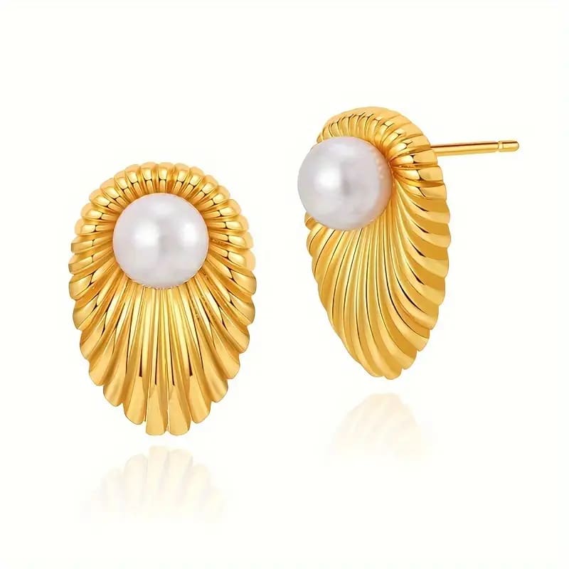 Golden Shell Pearl Studs-18K