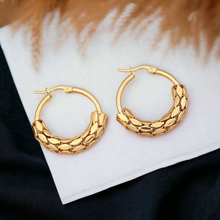 Serene Twist Hoops