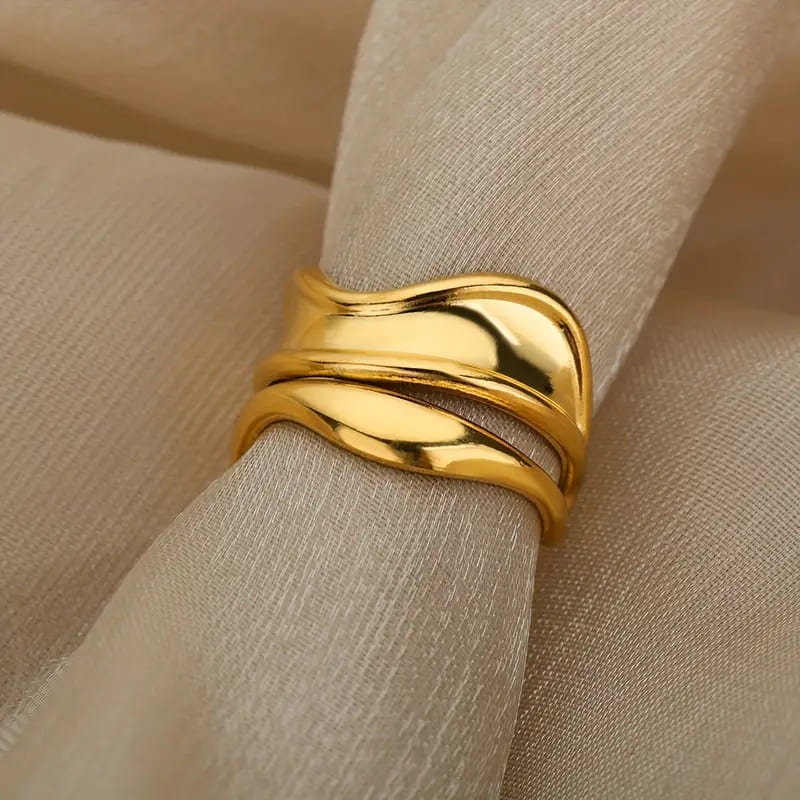 Sol Wave Ring