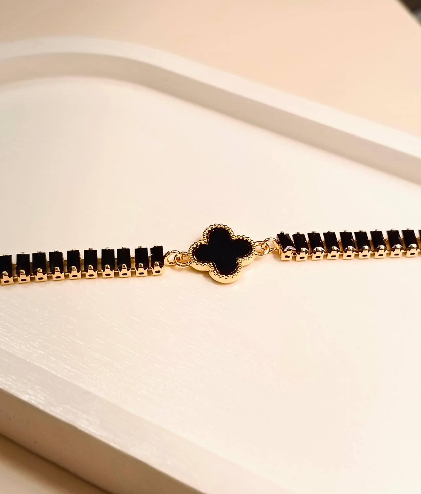 Eclipse Clover Bracelet - Glamoria